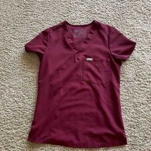 XXS Catarina™ One-Pocket Scrub Top in burgundy